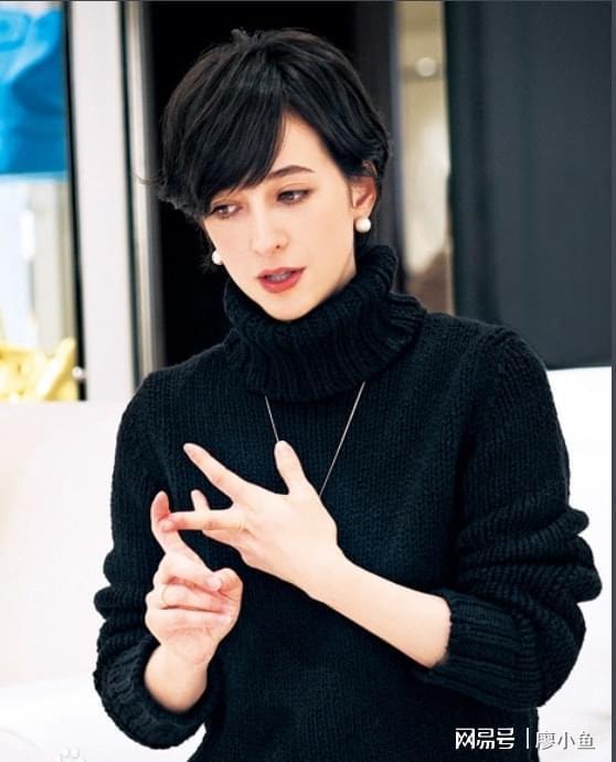 48岁娱乐圈吃瓜